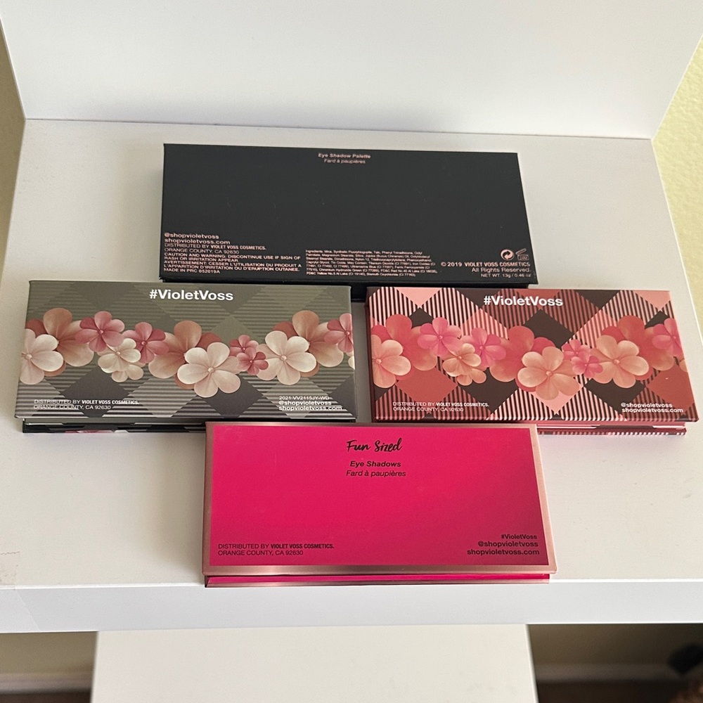 Violet Voss Eyeshadow Palette bundle - Picture 4 of 4